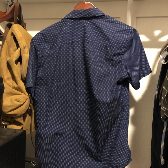 Blue button down white dots - Picture 4 of 4